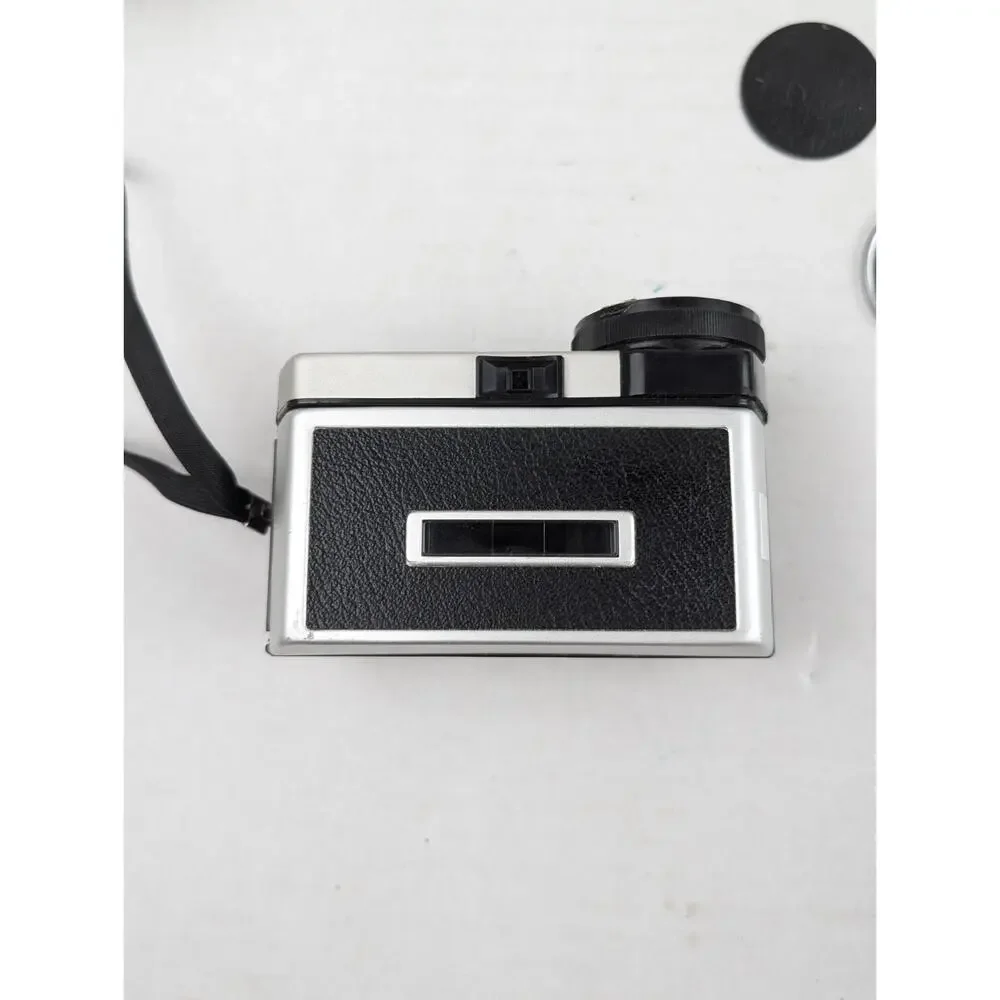 Kodak Instamatic 104 126 Film Camera w Case Vintage Untested Retro Photo